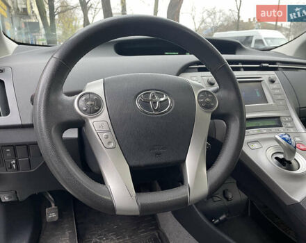 Серый Тойота Приус, объемом двигателя 1.8 л и пробегом 116 тыс. км за 12500 $, фото 12 на Automoto.ua