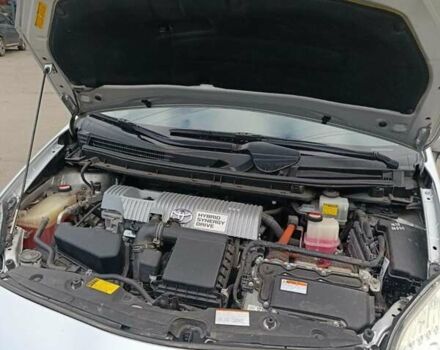 Серый Тойота Приус, объемом двигателя 1.8 л и пробегом 117 тыс. км за 12000 $, фото 3 на Automoto.ua