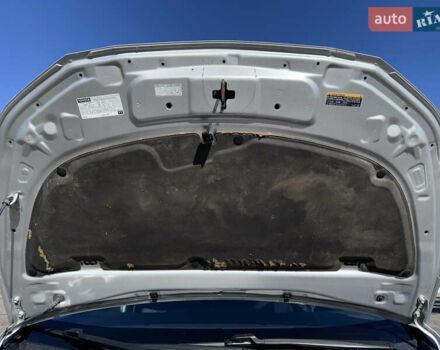 Серый Тойота Приус, объемом двигателя 1.8 л и пробегом 287 тыс. км за 15000 $, фото 33 на Automoto.ua