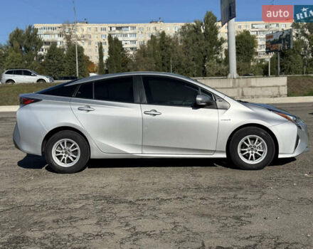 Серый Тойота Приус, объемом двигателя 1.8 л и пробегом 287 тыс. км за 15000 $, фото 4 на Automoto.ua