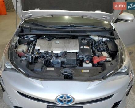 Серый Тойота Приус, объемом двигателя 1.8 л и пробегом 107 тыс. км за 2400 $, фото 10 на Automoto.ua