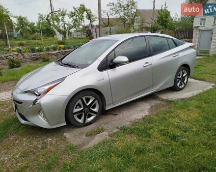 Серый Тойота Приус, объемом двигателя 1.8 л и пробегом 165 тыс. км за 17700 $, фото 2 на Automoto.ua
