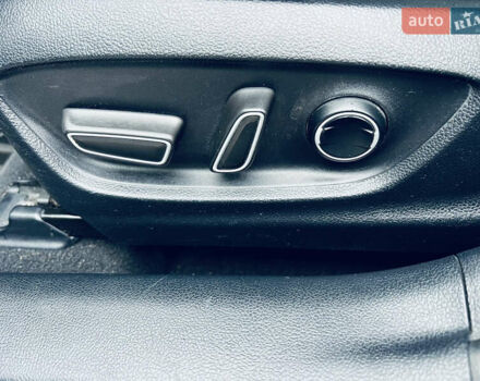 Сірий Тойота Пріус, об'ємом двигуна 1.8 л та пробігом 153 тис. км за 15800 $, фото 28 на Automoto.ua