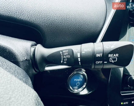 Сірий Тойота Пріус, об'ємом двигуна 1.8 л та пробігом 153 тис. км за 15800 $, фото 36 на Automoto.ua