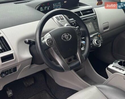 Серый Тойота Приус, объемом двигателя 1.8 л и пробегом 122 тыс. км за 15490 $, фото 10 на Automoto.ua