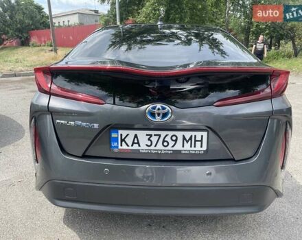 Серый Тойота Приус, объемом двигателя 1.8 л и пробегом 138 тыс. км за 16900 $, фото 5 на Automoto.ua