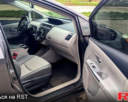 Сірий Тойота Пріус, об'ємом двигуна 1.8 л та пробігом 120 тис. км за 15500 $, фото 11 на Automoto.ua