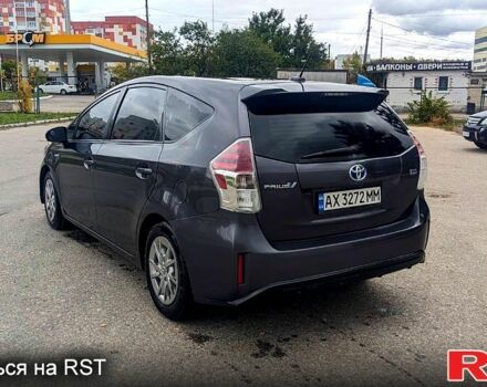 Сірий Тойота Пріус, об'ємом двигуна 1.8 л та пробігом 120 тис. км за 15500 $, фото 3 на Automoto.ua