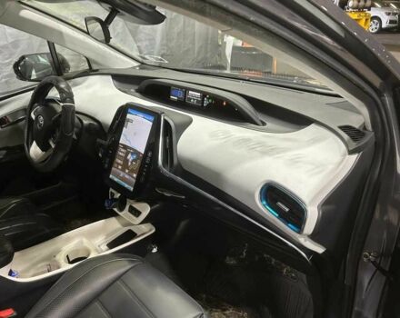 Серый Тойота Приус, объемом двигателя 1.8 л и пробегом 125 тыс. км за 13500 $, фото 1 на Automoto.ua