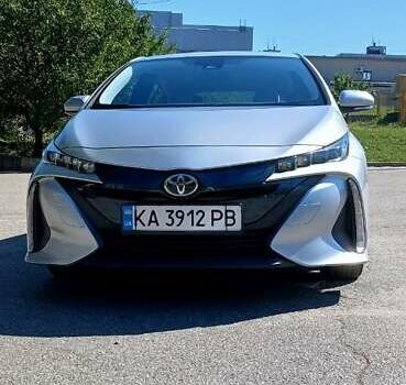 Сірий Тойота Пріус, об'ємом двигуна 1.8 л та пробігом 93 тис. км за 17500 $, фото 2 на Automoto.ua