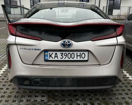 Серый Тойота Приус, объемом двигателя 1.8 л и пробегом 165 тыс. км за 16700 $, фото 2 на Automoto.ua