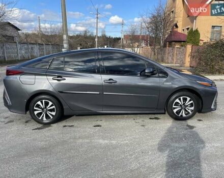 Серый Тойота Приус, объемом двигателя 1.8 л и пробегом 138 тыс. км за 17900 $, фото 37 на Automoto.ua