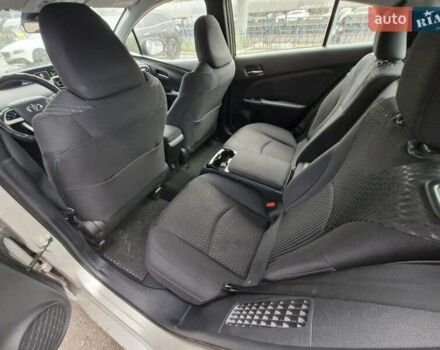 Серый Тойота Приус, объемом двигателя 1.8 л и пробегом 103 тыс. км за 17800 $, фото 10 на Automoto.ua