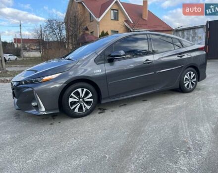 Сірий Тойота Пріус, об'ємом двигуна 1.8 л та пробігом 138 тис. км за 17900 $, фото 2 на Automoto.ua