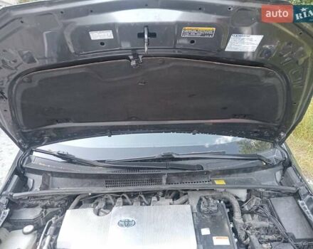 Серый Тойота Приус, объемом двигателя 1.8 л и пробегом 187 тыс. км за 17300 $, фото 5 на Automoto.ua