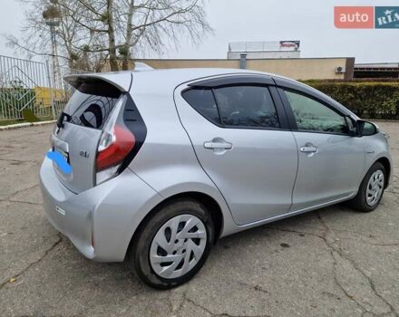 Серый Тойота Приус, объемом двигателя 1.5 л и пробегом 88 тыс. км за 12500 $, фото 21 на Automoto.ua