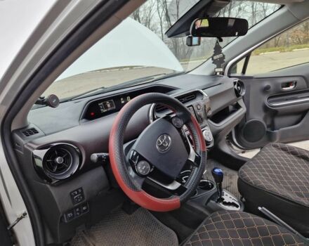 Серый Тойота Приус, объемом двигателя 1.5 л и пробегом 88 тыс. км за 12500 $, фото 15 на Automoto.ua