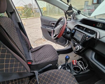 Серый Тойота Приус, объемом двигателя 1.5 л и пробегом 88 тыс. км за 12500 $, фото 13 на Automoto.ua