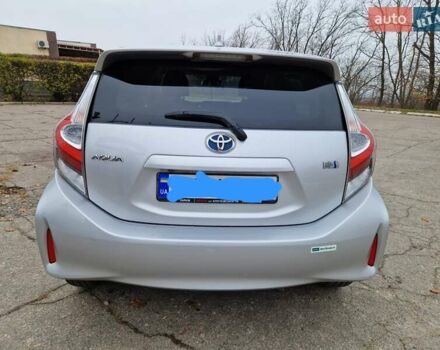 Серый Тойота Приус, объемом двигателя 1.5 л и пробегом 88 тыс. км за 12500 $, фото 20 на Automoto.ua