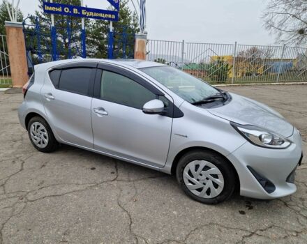 Серый Тойота Приус, объемом двигателя 1.5 л и пробегом 88 тыс. км за 12500 $, фото 7 на Automoto.ua