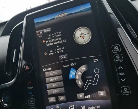 Серый Тойота Приус, объемом двигателя 1.8 л и пробегом 147 тыс. км за 20900 $, фото 25 на Automoto.ua