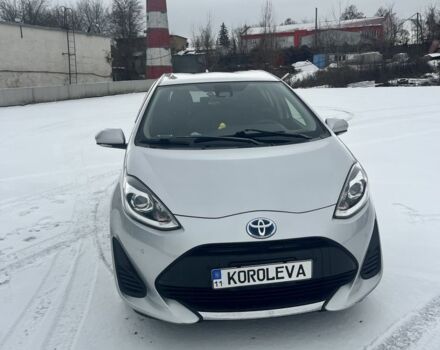 Серый Тойота Приус, объемом двигателя 1.5 л и пробегом 110 тыс. км за 13200 $, фото 1 на Automoto.ua