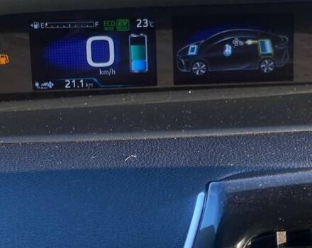 Сірий Тойота Пріус, об'ємом двигуна 1.8 л та пробігом 105 тис. км за 19500 $, фото 3 на Automoto.ua
