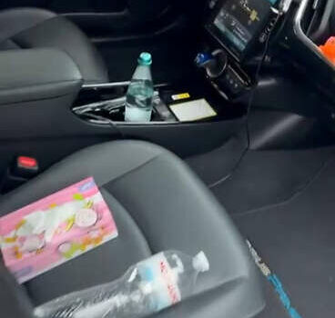 Сірий Тойота Пріус, об'ємом двигуна 1.8 л та пробігом 81 тис. км за 20900 $, фото 12 на Automoto.ua