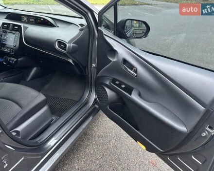 Серый Тойота Приус, объемом двигателя 1.8 л и пробегом 118 тыс. км за 20400 $, фото 27 на Automoto.ua