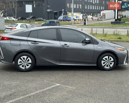 Серый Тойота Приус, объемом двигателя 1.8 л и пробегом 118 тыс. км за 20400 $, фото 5 на Automoto.ua