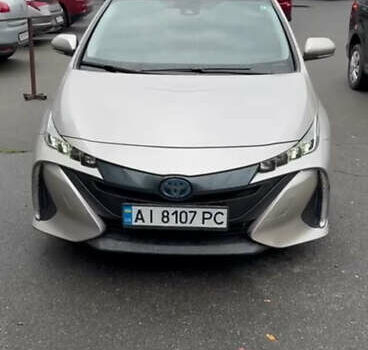 Сірий Тойота Пріус, об'ємом двигуна 1.8 л та пробігом 81 тис. км за 20900 $, фото 1 на Automoto.ua