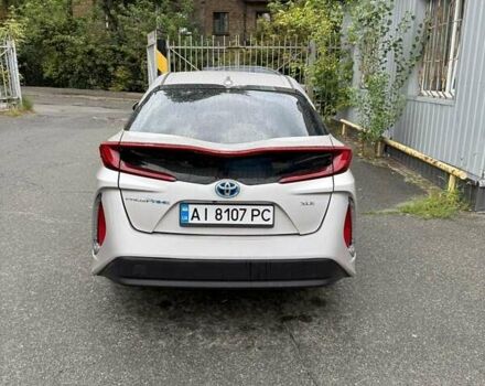 Сірий Тойота Пріус, об'ємом двигуна 1.8 л та пробігом 81 тис. км за 20900 $, фото 2 на Automoto.ua