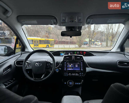 Серый Тойота Приус, объемом двигателя 1.8 л и пробегом 118 тыс. км за 20400 $, фото 29 на Automoto.ua