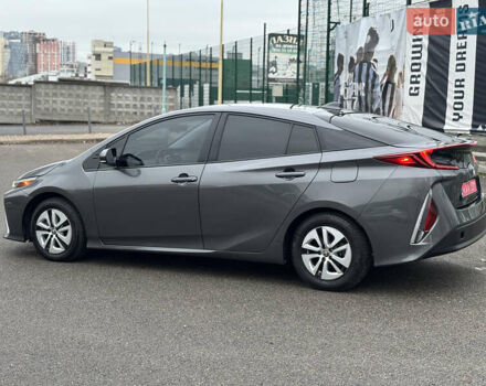 Серый Тойота Приус, объемом двигателя 1.8 л и пробегом 118 тыс. км за 20400 $, фото 11 на Automoto.ua