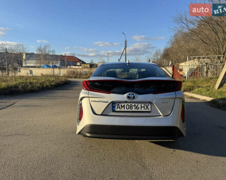 Сірий Тойота Пріус, об'ємом двигуна 1.8 л та пробігом 80 тис. км за 19900 $, фото 3 на Automoto.ua