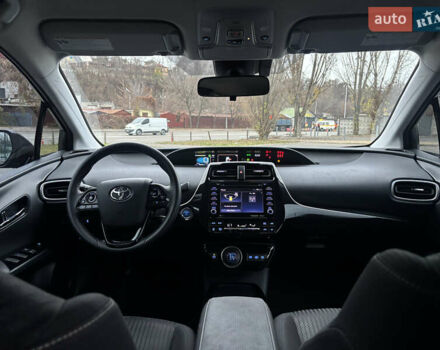 Серый Тойота Приус, объемом двигателя 1.8 л и пробегом 118 тыс. км за 20400 $, фото 28 на Automoto.ua