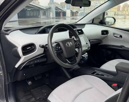 Сірий Тойота Пріус, об'ємом двигуна 1.8 л та пробігом 165 тис. км за 18800 $, фото 26 на Automoto.ua