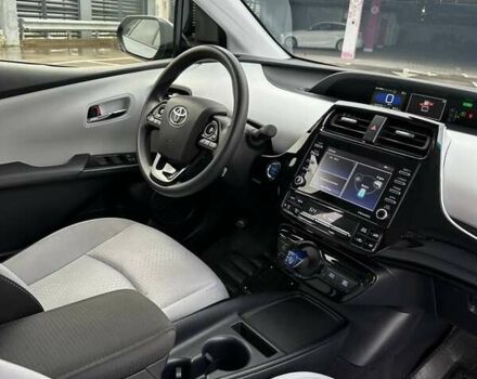 Сірий Тойота Пріус, об'ємом двигуна 1.8 л та пробігом 165 тис. км за 18800 $, фото 42 на Automoto.ua