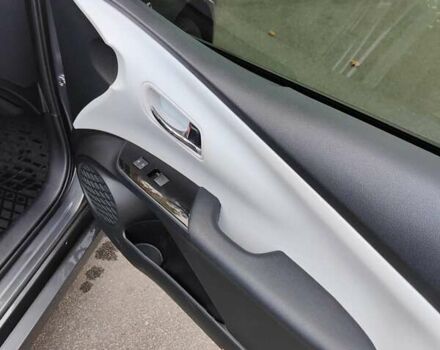 Серый Тойота Приус, объемом двигателя 1.8 л и пробегом 51 тыс. км за 20500 $, фото 22 на Automoto.ua