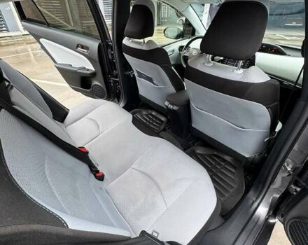 Сірий Тойота Пріус, об'ємом двигуна 1.8 л та пробігом 165 тис. км за 18800 $, фото 35 на Automoto.ua