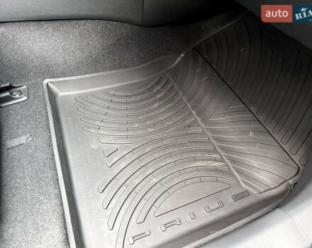 Серый Тойота Приус, объемом двигателя 2 л и пробегом 3 тыс. км за 25998 $, фото 76 на Automoto.ua