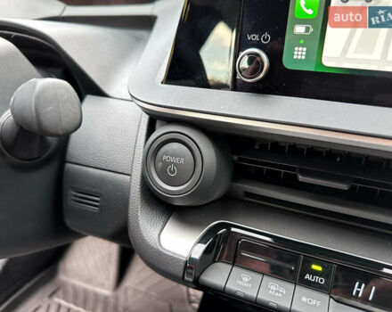 Серый Тойота Приус, объемом двигателя 2 л и пробегом 3 тыс. км за 25998 $, фото 41 на Automoto.ua