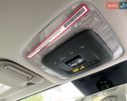 Серый Тойота Приус, объемом двигателя 2 л и пробегом 3 тыс. км за 25998 $, фото 73 на Automoto.ua