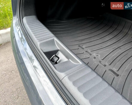 Серый Тойота Приус, объемом двигателя 2 л и пробегом 3 тыс. км за 25998 $, фото 18 на Automoto.ua