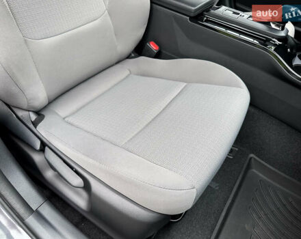 Серый Тойота Приус, объемом двигателя 2 л и пробегом 3 тыс. км за 25998 $, фото 14 на Automoto.ua