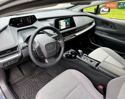 Серый Тойота Приус, объемом двигателя 2 л и пробегом 3 тыс. км за 25998 $, фото 2 на Automoto.ua