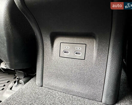 Серый Тойота Приус, объемом двигателя 2 л и пробегом 3 тыс. км за 25998 $, фото 89 на Automoto.ua