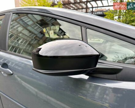 Серый Тойота Приус, объемом двигателя 2 л и пробегом 3 тыс. км за 25998 $, фото 16 на Automoto.ua