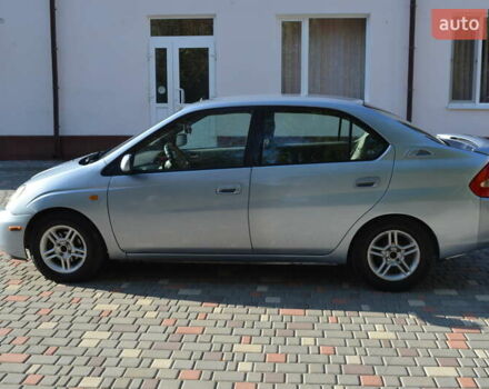 Серый Тойота Приус, объемом двигателя 1.5 л и пробегом 264 тыс. км за 4000 $, фото 7 на Automoto.ua