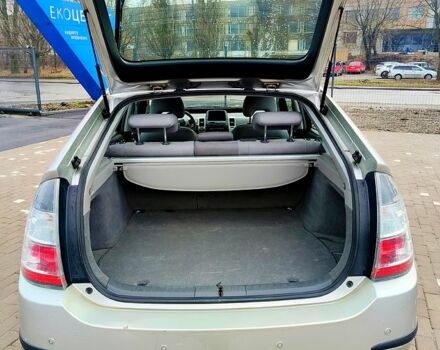 Серый Тойота Приус, объемом двигателя 1.5 л и пробегом 163 тыс. км за 7900 $, фото 12 на Automoto.ua